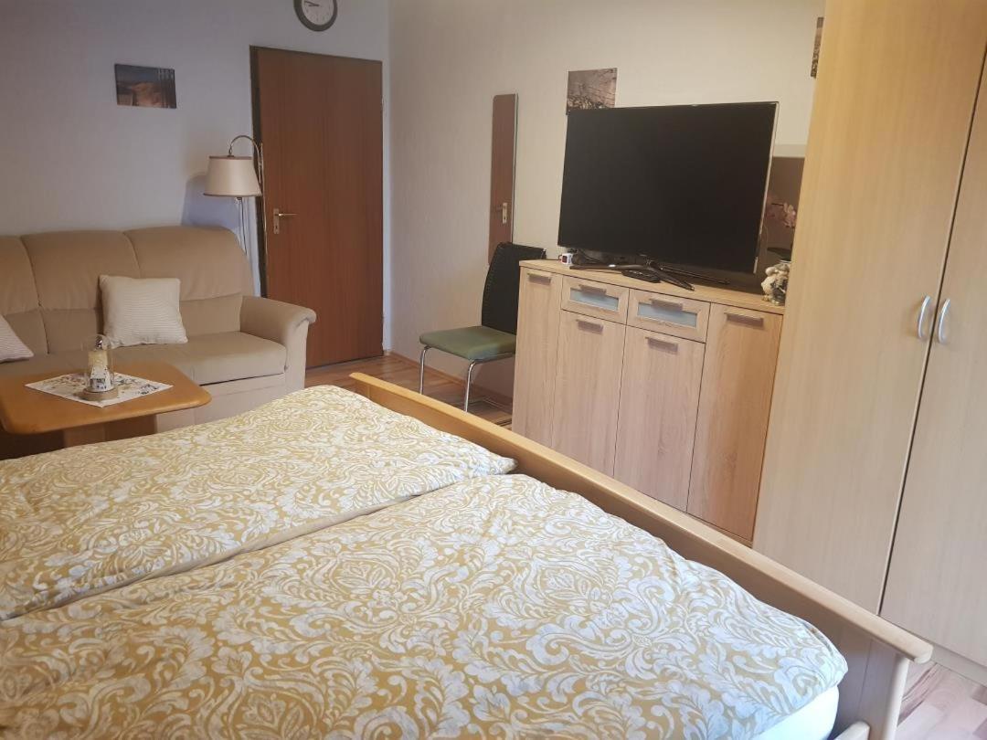 Ferienwohnung Aurich Ostfriesland Екстер'єр фото
